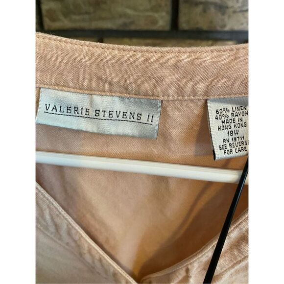 ‎Valerie Stevens II button Down - Picture 3 of 5
